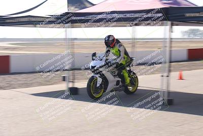 media/Nov-03-2025-Lets Ride (Mon) [[4d74c1c4d3]]/B Group/Grid/